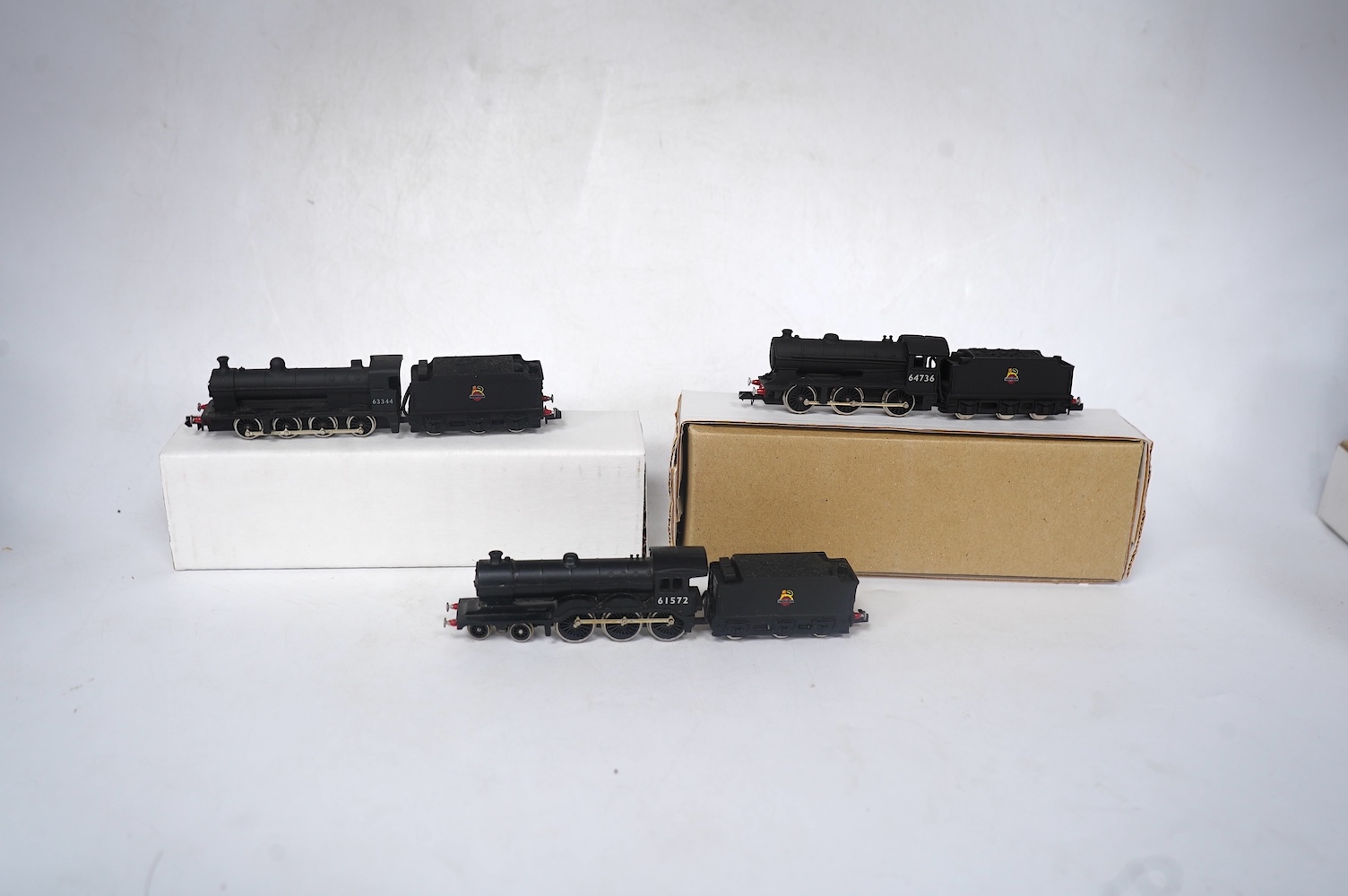 Three boxed Union Mills Models N gauge railway BR locomotives; a Class B12/3, 61572, a Class J39, 64736, and a Class Q2, 63344. Condition - good.